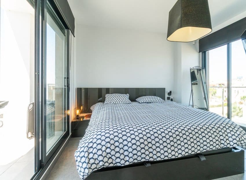3 sovrum Lägenhet till salu i Orihuela Costa med pool - 349 900 € (Ref: 9956252)