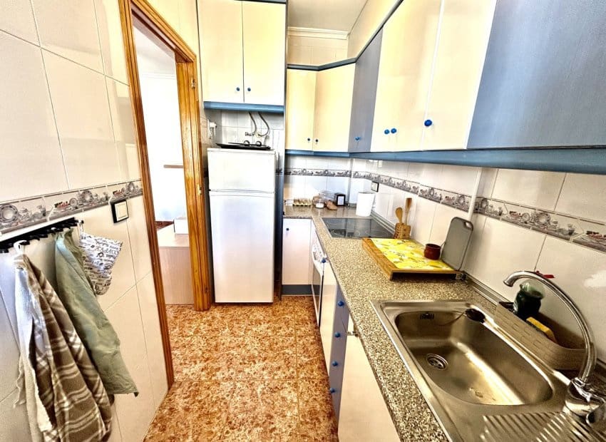 2 makuuhuone Huoneisto myytävänä paikassa Los Altos mukana uima-altaan - 155 900 € (Ref: 9956253)