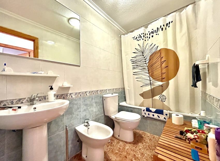 2 makuuhuone Huoneisto myytävänä paikassa Los Altos mukana uima-altaan - 155 900 € (Ref: 9956253)