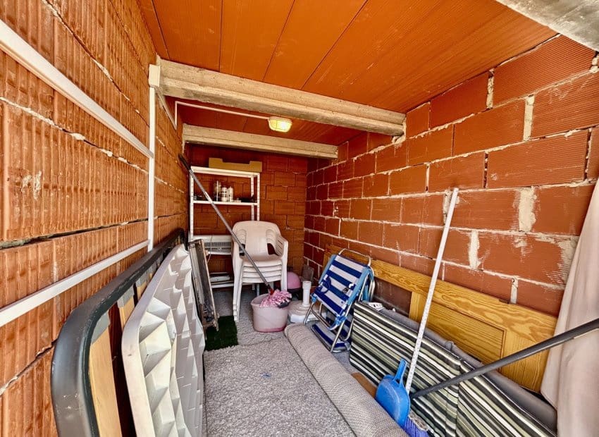 2 makuuhuone Huoneisto myytävänä paikassa Los Altos mukana uima-altaan - 155 900 € (Ref: 9956253)