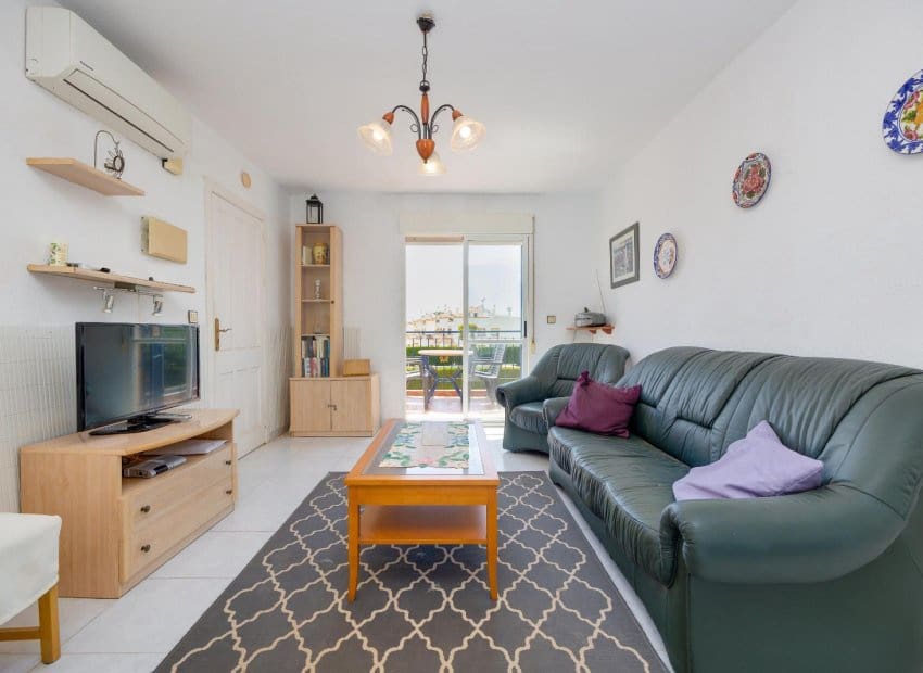 2 bedroom Apartment for sale in Torrevieja with pool - € 144,969 (Ref: 9958766)