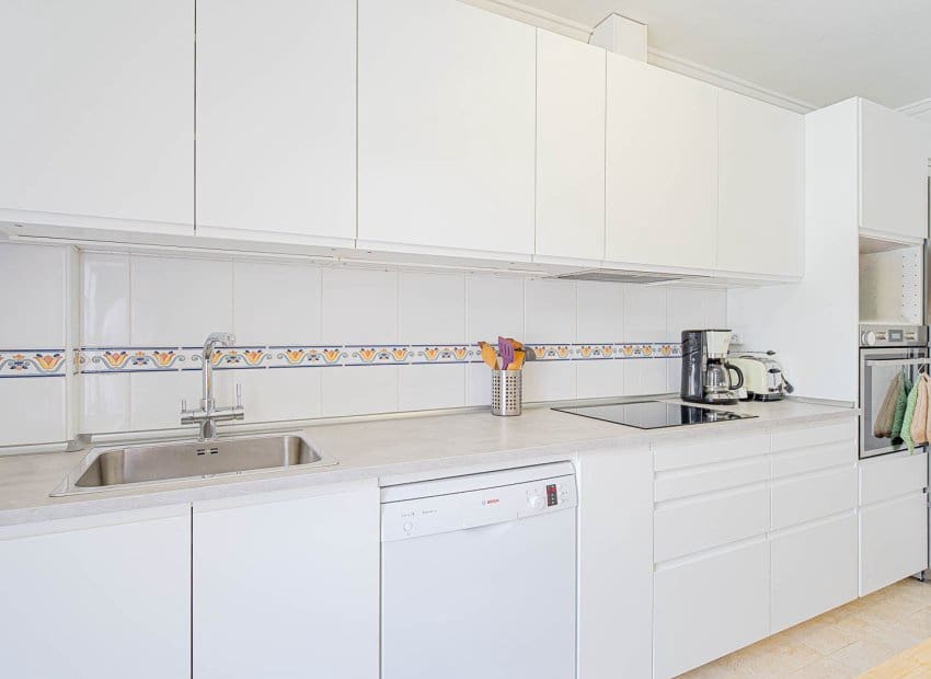 3 slaapkamer Huis te koop in Dona Pepa met zwembad - € 285.000 (Ref: 9958767)