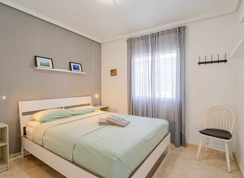 3 slaapkamer Huis te koop in Dona Pepa met zwembad - € 285.000 (Ref: 9958767)