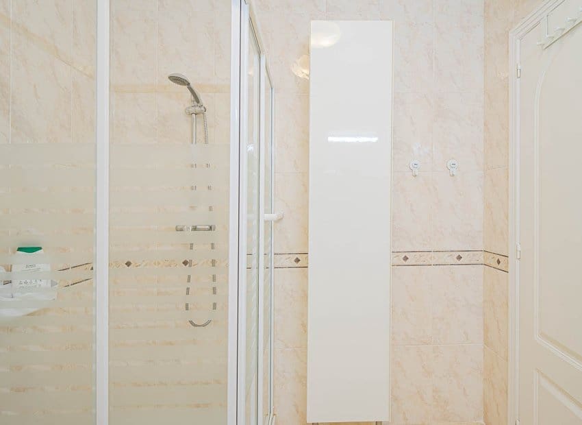 3 slaapkamer Huis te koop in Dona Pepa met zwembad - € 285.000 (Ref: 9958767)
