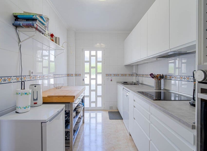 3 slaapkamer Huis te koop in Dona Pepa met zwembad - € 285.000 (Ref: 9958767)