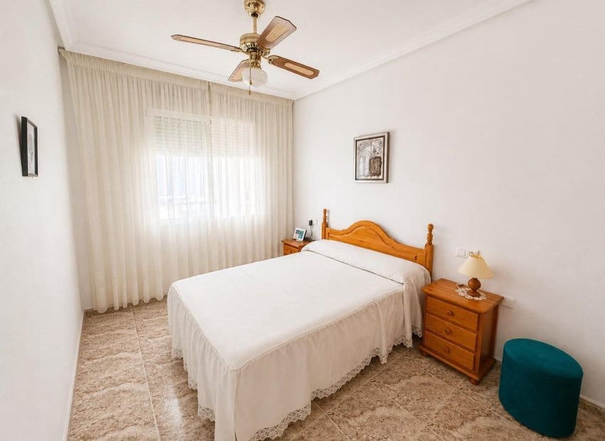 2 soverom Leilighet til salgs i Torrevieja - € 159 000 (Ref: 9964182)