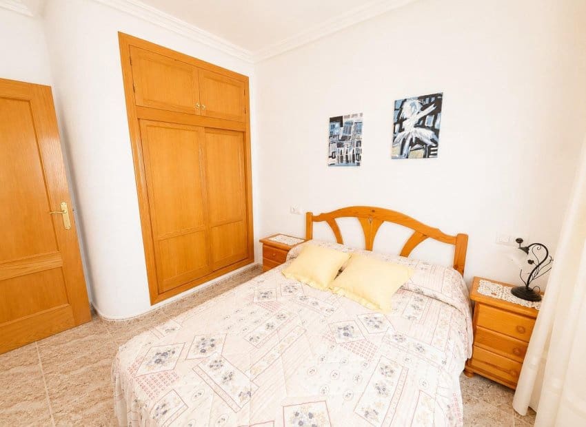 2 soverom Leilighet til salgs i Torrevieja - € 159 000 (Ref: 9964182)
