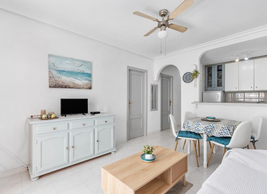 2 sypialnia Apartament na sprzedaż w La Mata z basenem - 199 500 € (Ref: 9964183)