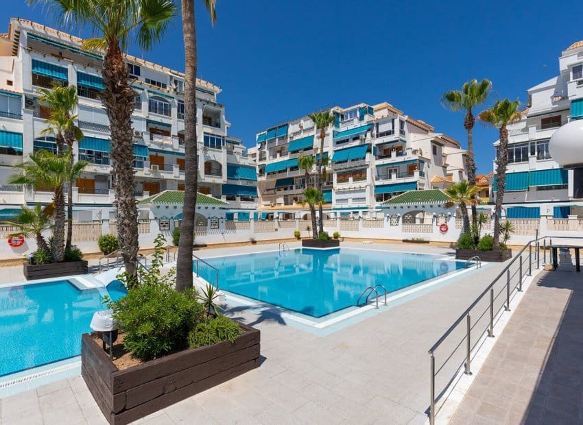 2 sypialnia Apartament na sprzedaż w La Mata z basenem - 199 500 € (Ref: 9964183)