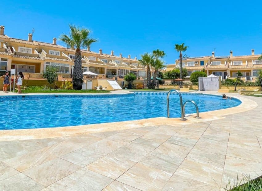 4 slaapkamer Huis te koop in Orihuela Costa met zwembad - € 339.000 (Ref: 9964184)