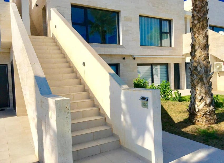 2 sovrum Lägenhet till salu i Pilar de la Horadada med pool - 239 000 € (Ref: 9964185)