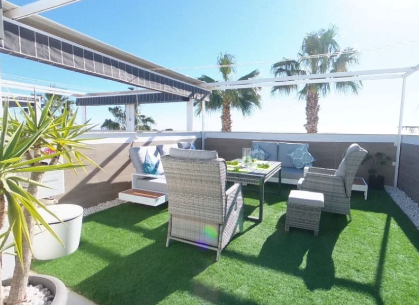 2 sovrum Lägenhet till salu i Pilar de la Horadada med pool - 239 000 € (Ref: 9964185)