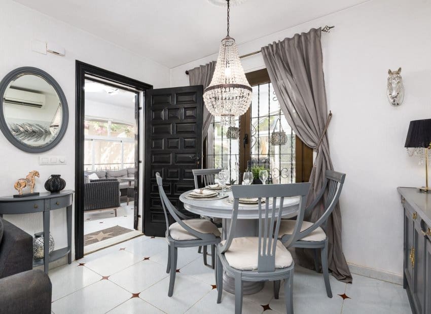 3 sypialnia Dom na sprzedaż w Orihuela Costa z basenem - 340 000 € (Ref: 9964187)