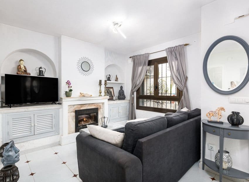 3 sypialnia Dom na sprzedaż w Orihuela Costa z basenem - 340 000 € (Ref: 9964187)