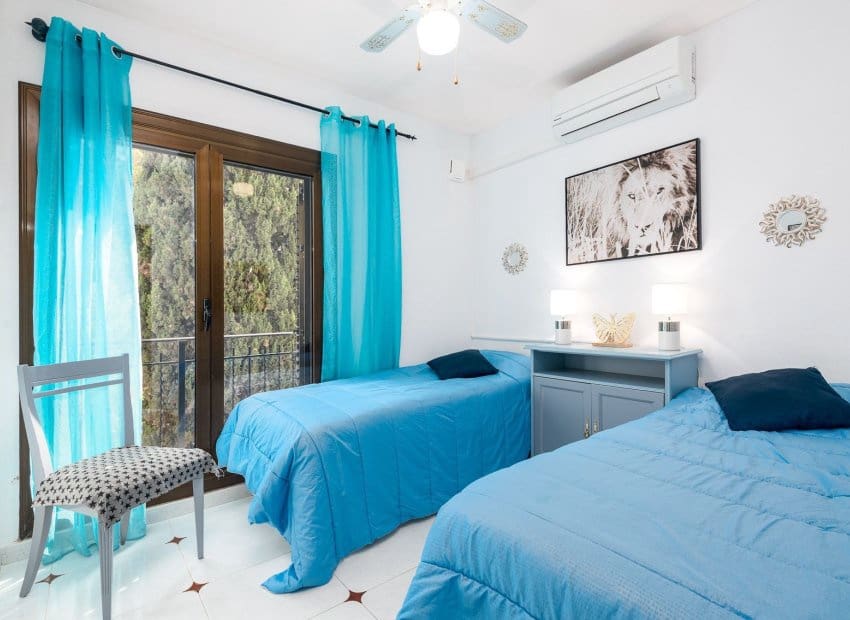 3 sypialnia Dom na sprzedaż w Orihuela Costa z basenem - 340 000 € (Ref: 9964187)