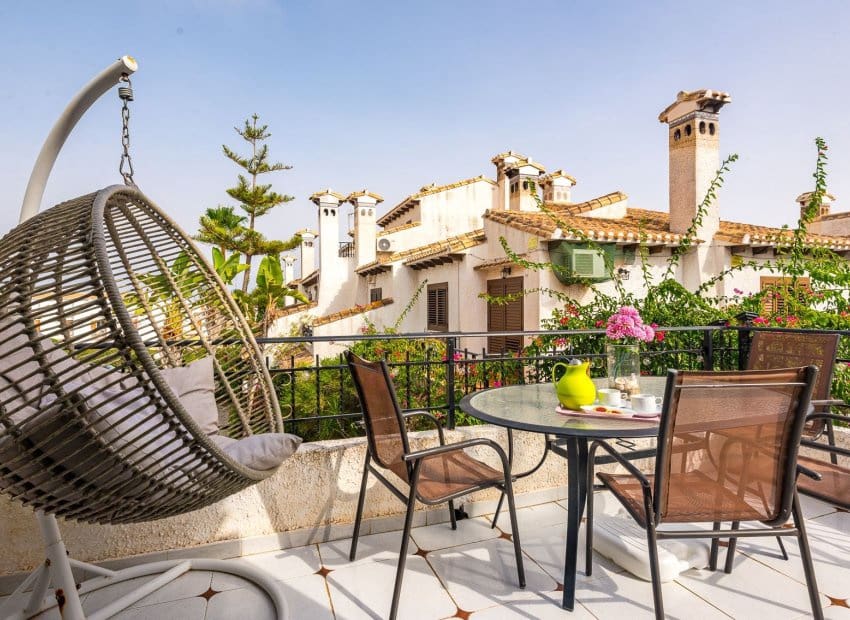3 sypialnia Dom na sprzedaż w Orihuela Costa z basenem - 340 000 € (Ref: 9964187)