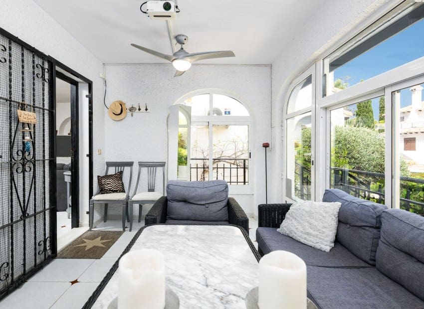 3 sypialnia Dom na sprzedaż w Orihuela Costa z basenem - 340 000 € (Ref: 9964187)