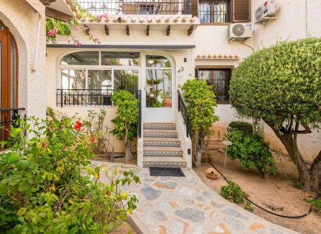 3 Zimmer Haus zu verkaufen in Cabo Roig, Orihuela mit Pool - 320.000 € (Ref: 9964187)