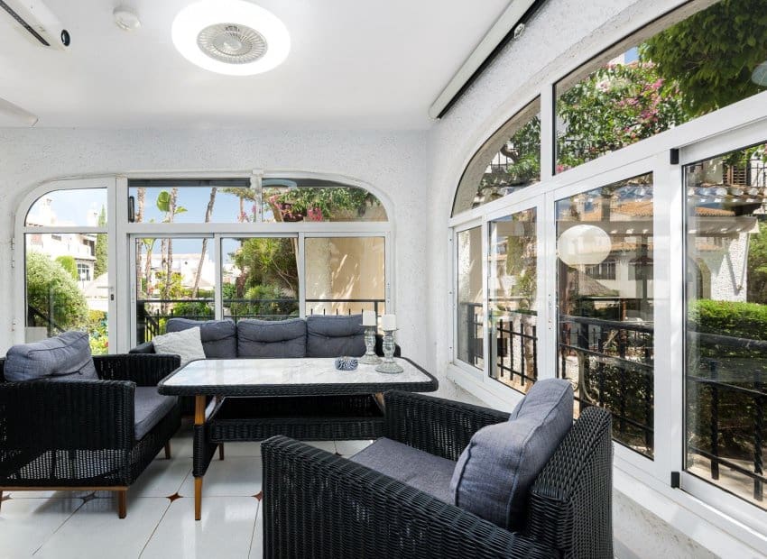 3 sypialnia Dom na sprzedaż w Orihuela Costa z basenem - 340 000 € (Ref: 9964187)