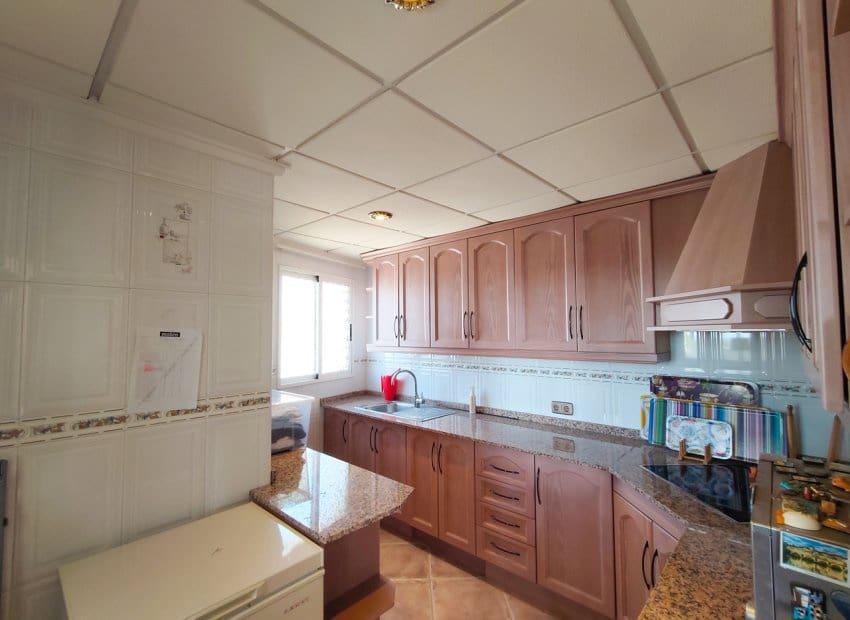 5 makuuhuone Huvila myytävänä paikassa Ciudad Quesada mukana uima-altaan - 850 000 € (Ref: 9964188)