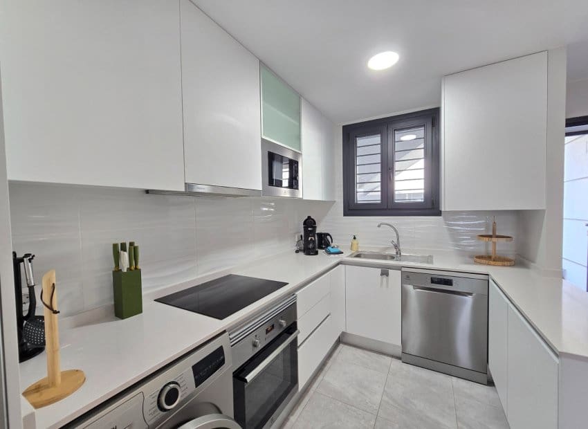2 bedroom Apartment for sale in Orihuela Costa with pool - € 249,999 (Ref: 9968864)