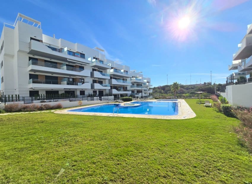 2 bedroom Apartment for sale in Orihuela Costa with pool - € 249,999 (Ref: 9968864)