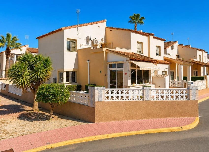 2 soverom Villa til salgs i Algorfa med svømmebasseng - € 215 000 (Ref: 9968967)