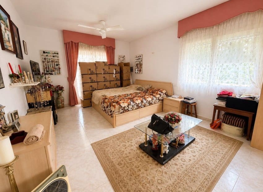 4 bedroom Villa for sale in Pueblo Lucero - € 399,900 (Ref: 9968968)