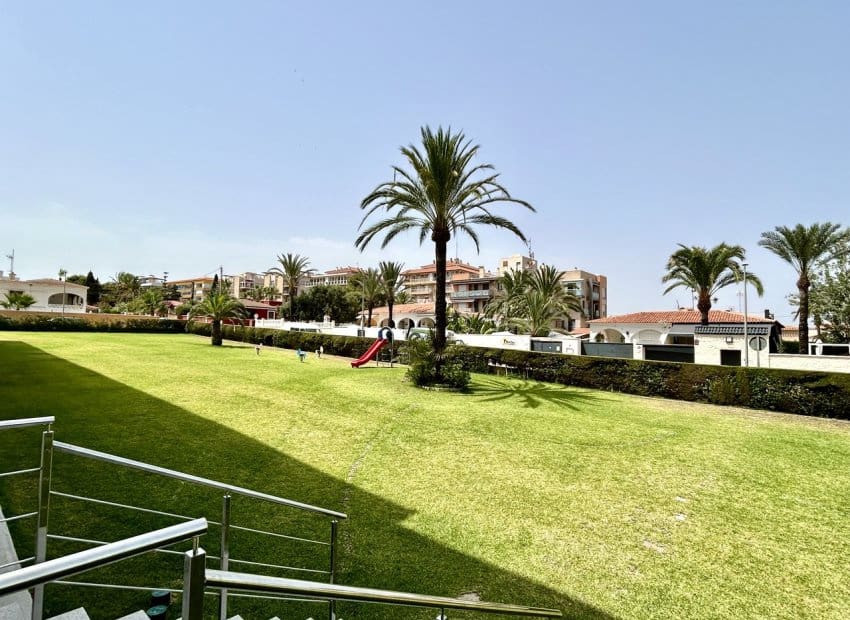 3 camera da letto Appartamento in vendita in Orihuela Costa con piscina - 225.000 € (Rif: 9968969)