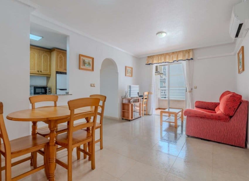 2 quarto Apartamento para venda em Torrevieja - 139 000 € (Ref: 9968970)