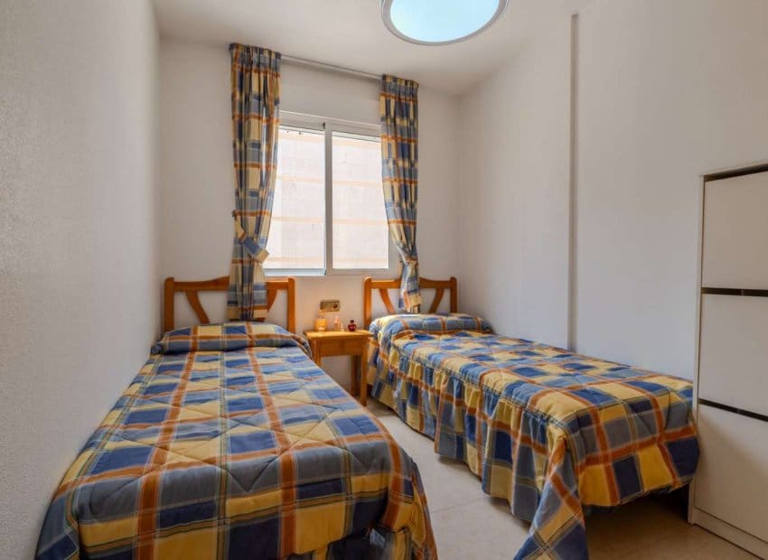 2 quarto Apartamento para venda em Torrevieja - 139 000 € (Ref: 9968970)