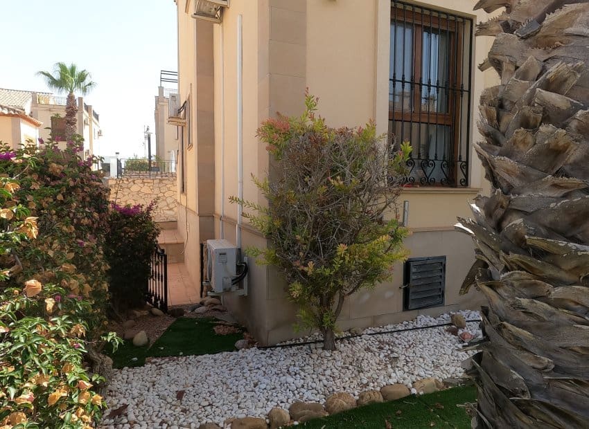 2 bedroom Apartment for sale in Algorfa - € 195,000 (Ref: 9968971)