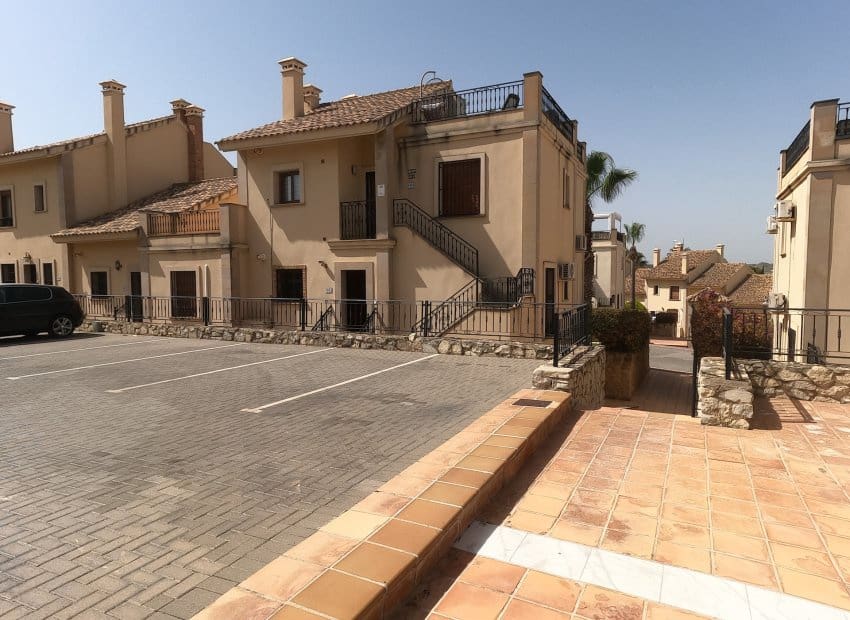 2 bedroom Apartment for sale in Algorfa - € 195,000 (Ref: 9968971)