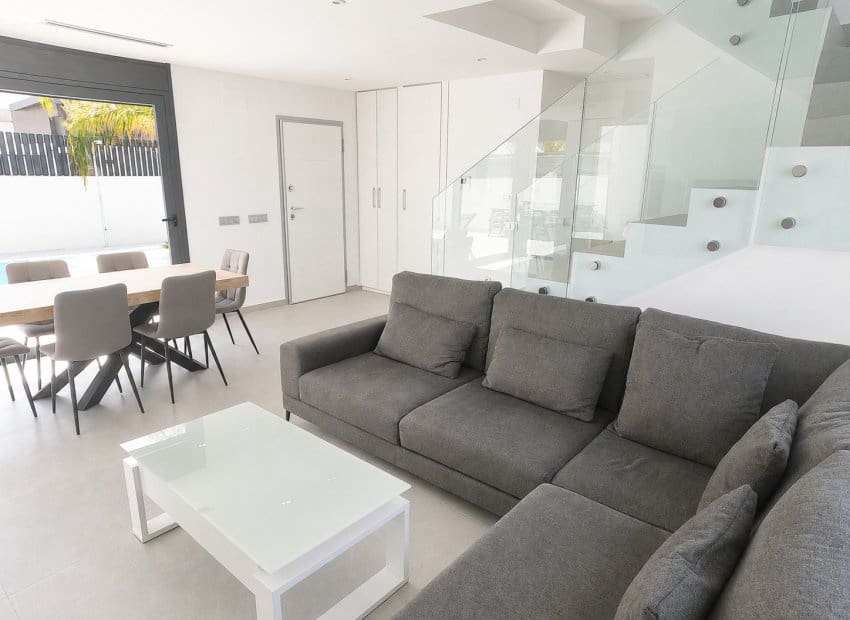 5 sypialnia Willa na sprzedaż w Algorfa z basenem - 550 000 € (Ref: 9968972)