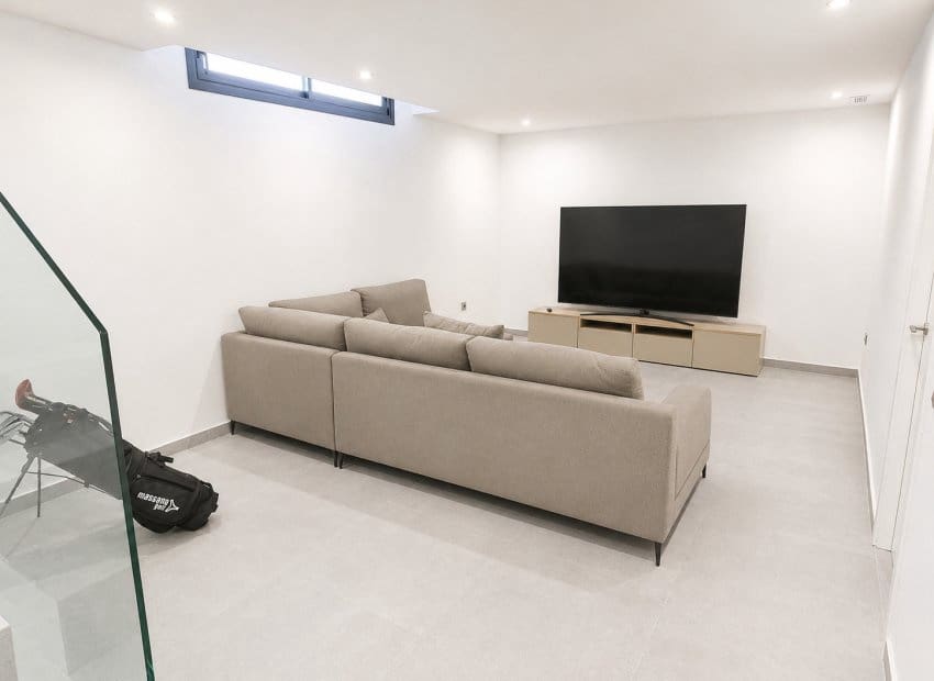 5 sypialnia Willa na sprzedaż w Algorfa z basenem - 550 000 € (Ref: 9968972)