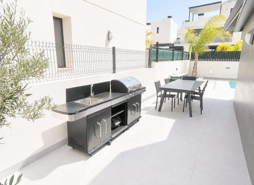 5 sypialnia Willa na sprzedaż w Algorfa z basenem - 550 000 € (Ref: 9968972)