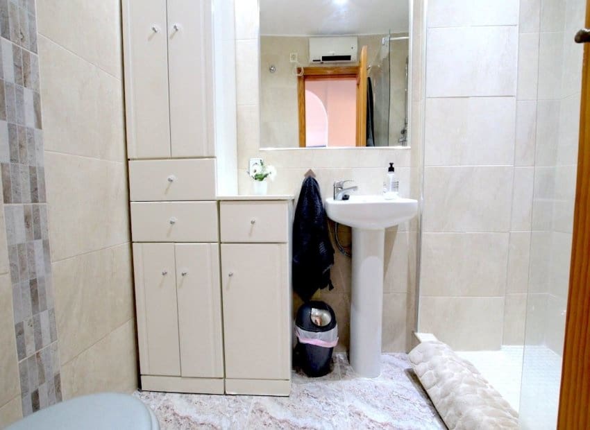 2 bedroom Apartment for sale in Filipinas - € 145,000 (Ref: 9968974)