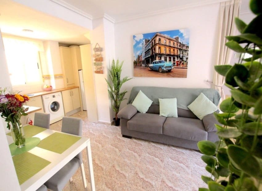 2 bedroom Apartment for sale in Filipinas - € 145,000 (Ref: 9968974)