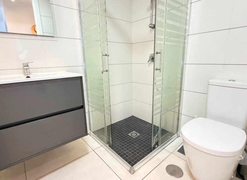 2 soveværelse Lejlighed til salg i Aguas Nuevas med swimmingpool - € 235.000 (Ref: 9971522)