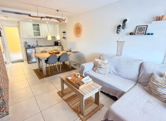 2 quarto Apartamento para venda em Aguas Nuevas, Torrevieja com piscina - 235 000 € (Ref: 9971522)