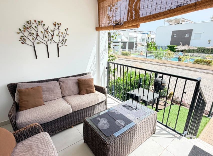 2 soveværelse Lejlighed til salg i Aguas Nuevas med swimmingpool - € 235.000 (Ref: 9971522)