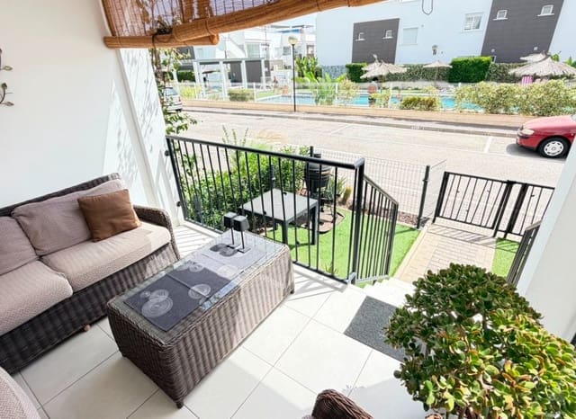2 quarto Apartamento para venda em Aguas Nuevas, Torrevieja com piscina - 235 000 € (Ref: 9971522)