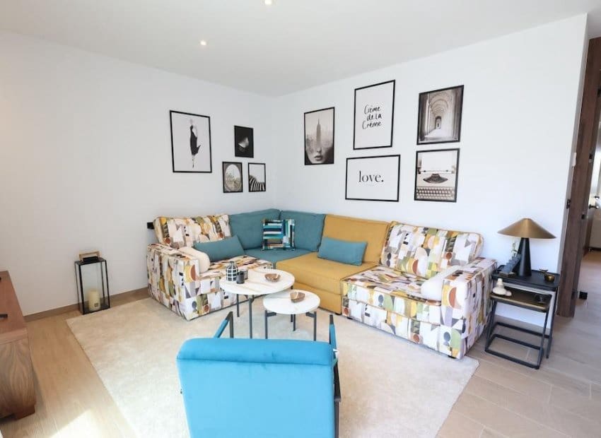 3 bedroom Apartment for sale in Algorfa with pool - € 325,000 (Ref: 9971523)