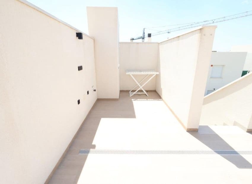 3 bedroom Apartment for sale in Algorfa with pool - € 325,000 (Ref: 9971523)