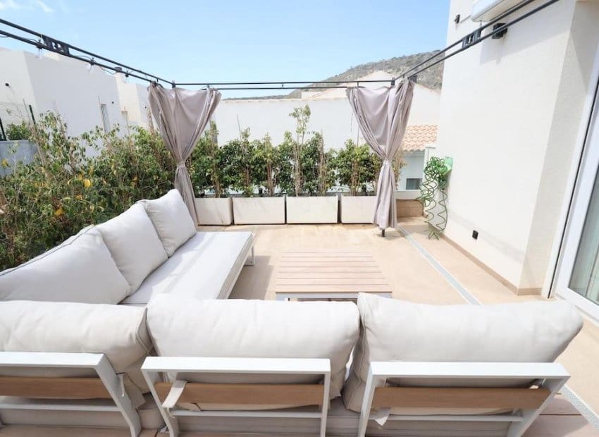 3 bedroom Apartment for sale in Algorfa with pool - € 325,000 (Ref: 9971523)