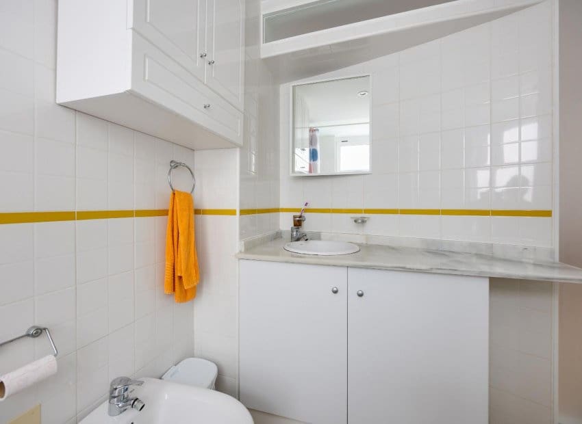 2 soveværelse Lejlighed til salg i Orihuela Costa med swimmingpool - € 194.969 (Ref: 9971524)