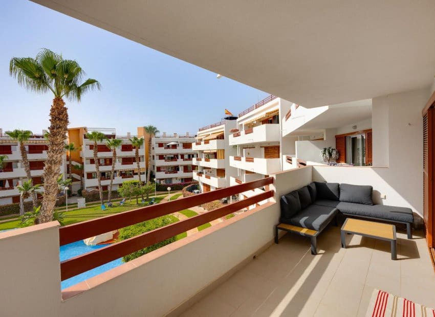 2 soveværelse Lejlighed til salg i Orihuela Costa med swimmingpool - € 194.969 (Ref: 9971524)