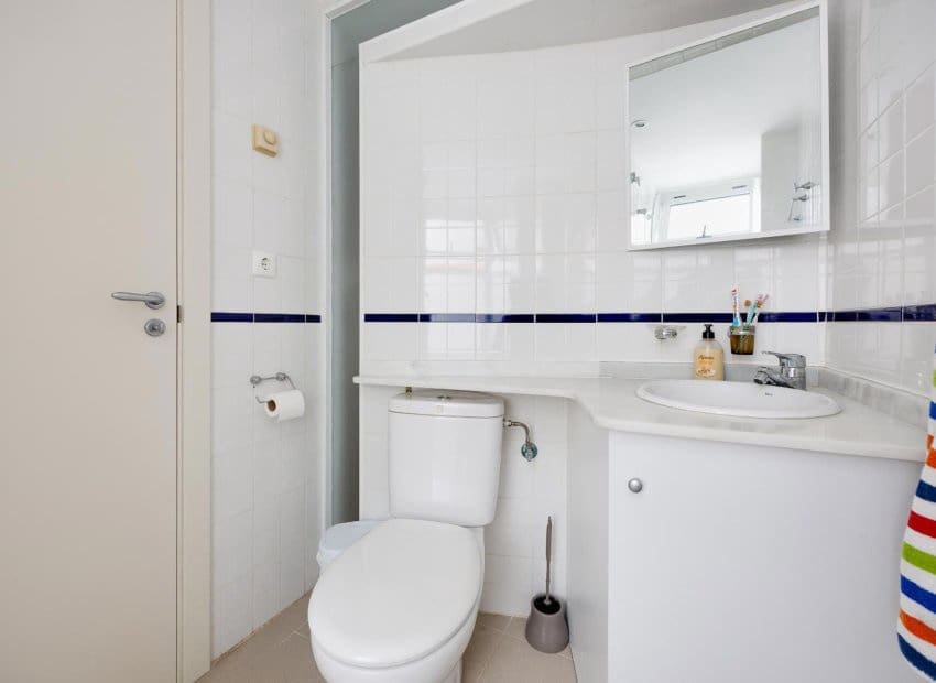 2 soveværelse Lejlighed til salg i Orihuela Costa med swimmingpool - € 194.969 (Ref: 9971524)