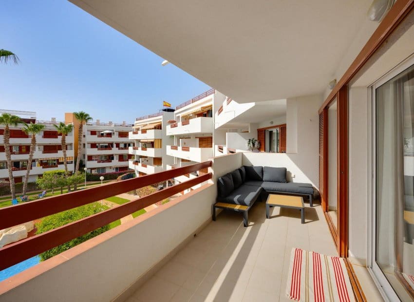 2 soveværelse Lejlighed til salg i Orihuela Costa med swimmingpool - € 194.969 (Ref: 9971524)