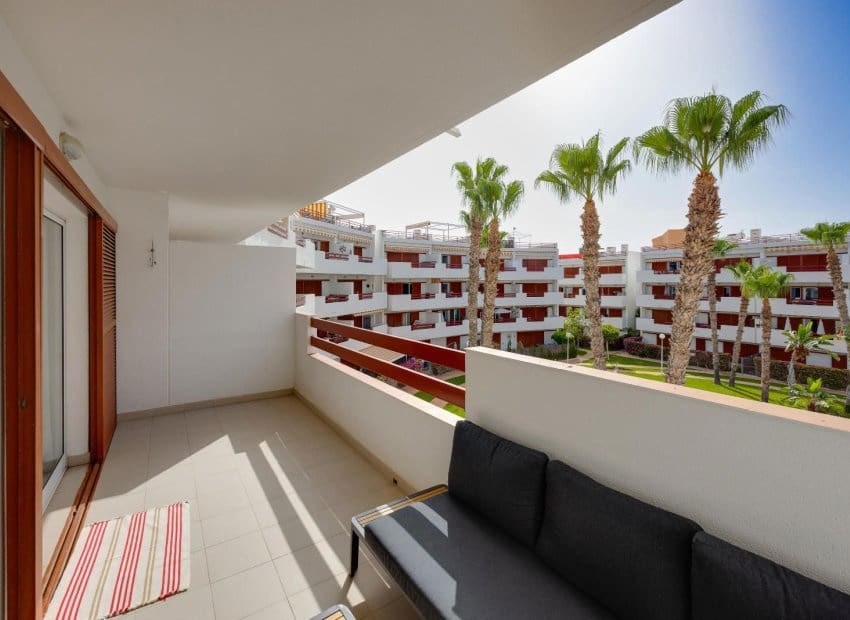2 soveværelse Lejlighed til salg i Orihuela Costa med swimmingpool - € 194.969 (Ref: 9971524)